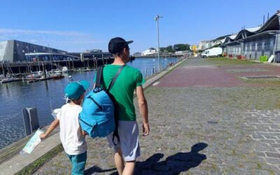 Un air de vacances en mini-séjour familial à Boulogne-sur-Mer pour les familles accompagnées par le service parentalité